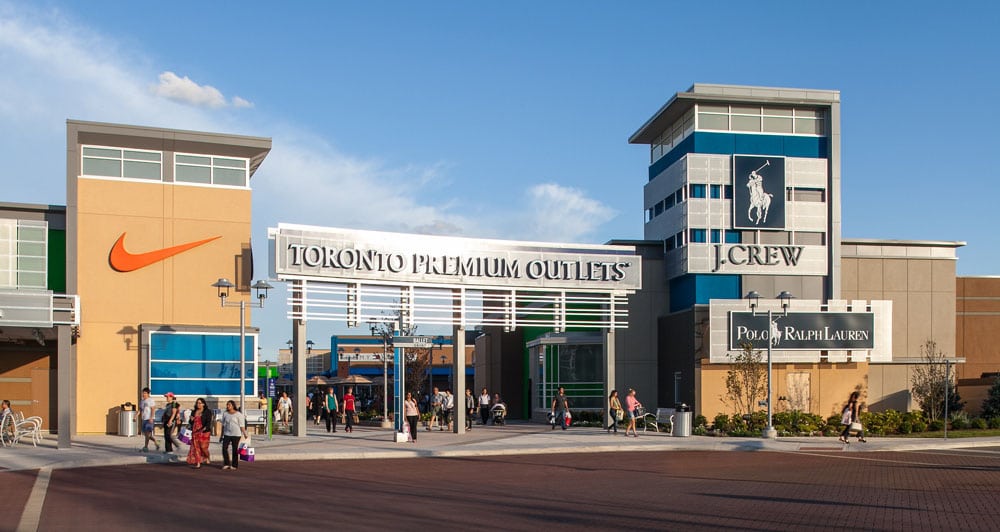 Best Malls To Shop Near Mississauga