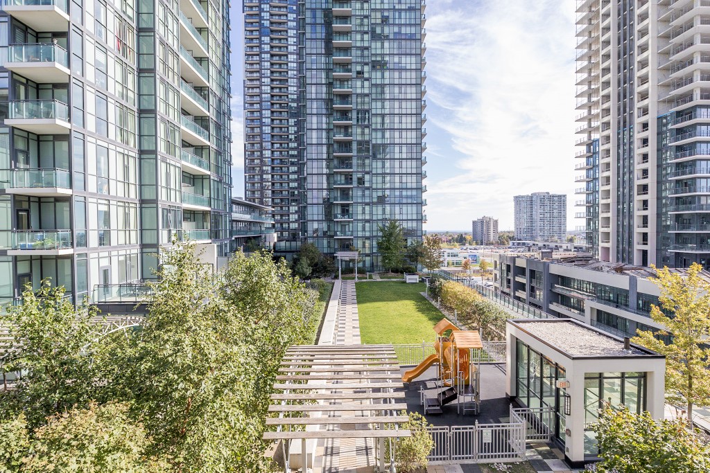 Parkside - View 11