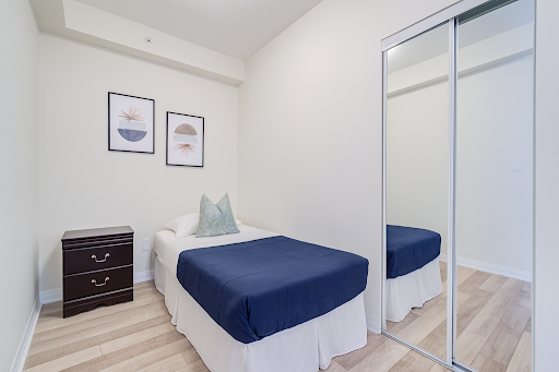 1 Bedroom + Den