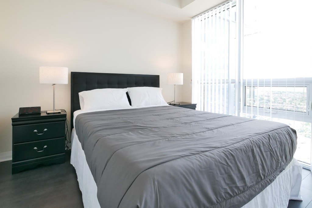 furnished apartments Toronto 